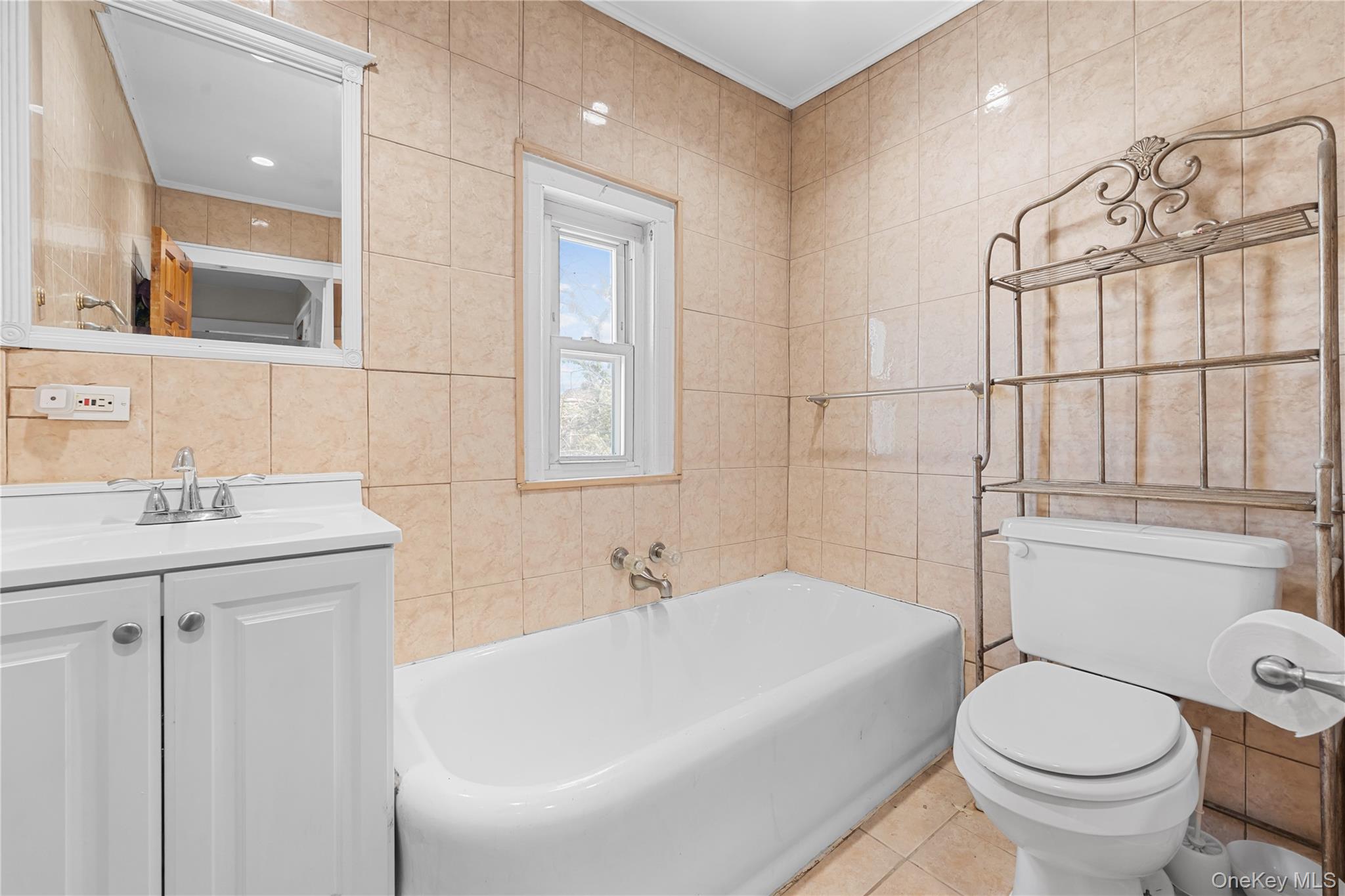 13301 226th Street Queens, NY 11413 - Photo 27 of 50