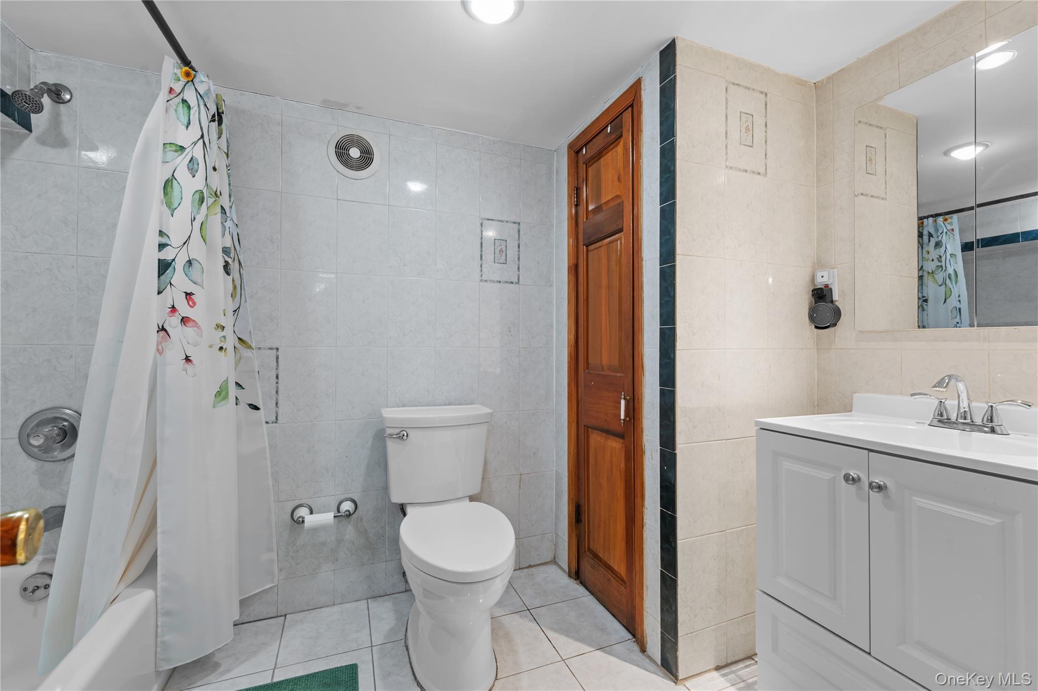 13301 226th Street Queens, NY 11413 - Photo 35 of 50