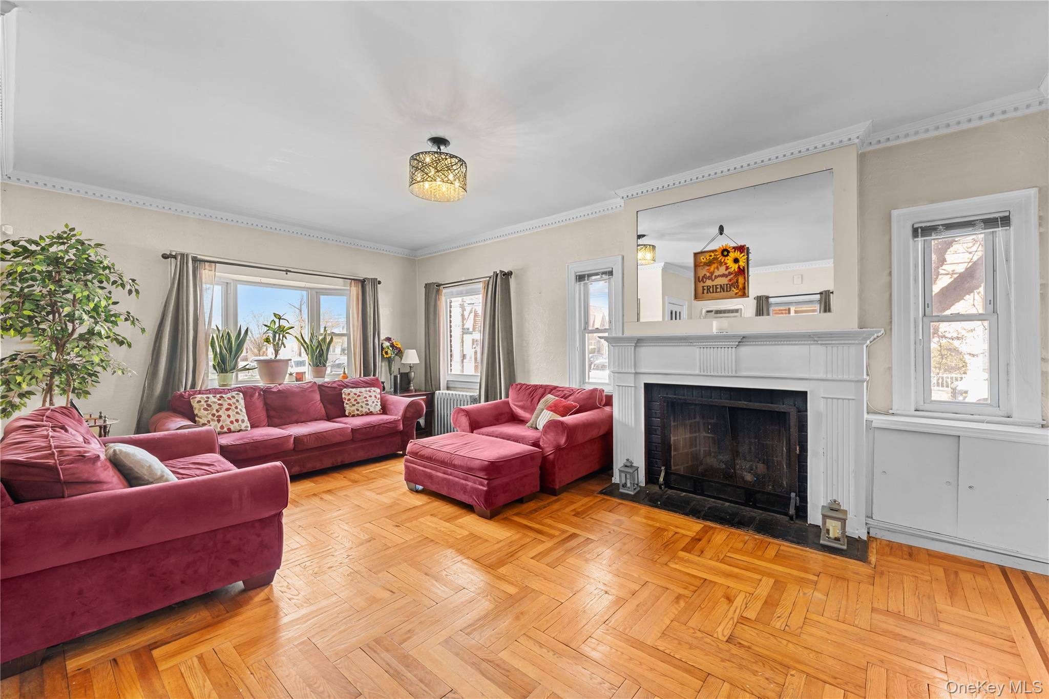 13301 226th Street Queens, NY 11413 - Photo 5 of 50
