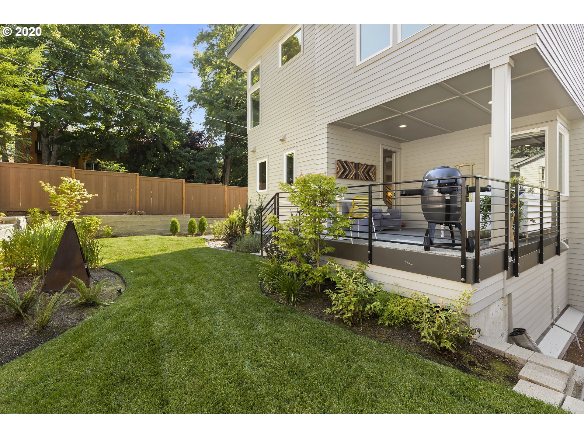 7688 Southwest 36th Avenue Portland, OR 97219 - Photo 25 of 32 Gallery Image 25