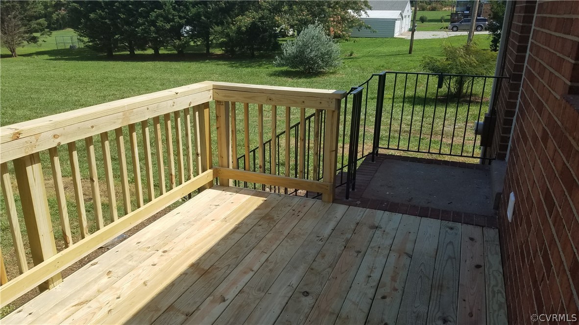 923 Schroeder Road Powhatan, VA 23139 - Photo 23 of 32 Close up deck view (flush w/ stoop)