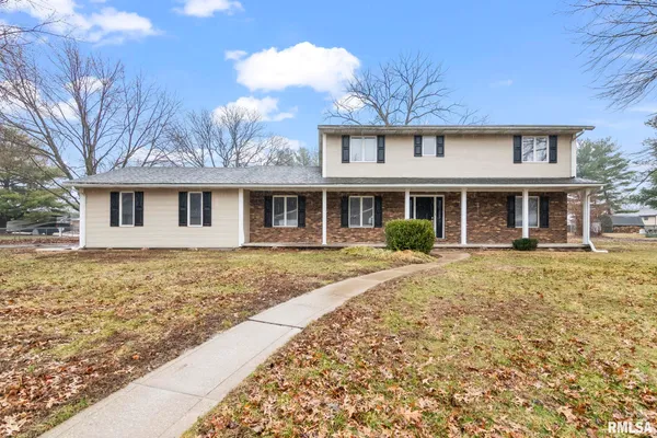 $327,900 | 14 Wind Cave Drive, Springfield, IL 62712