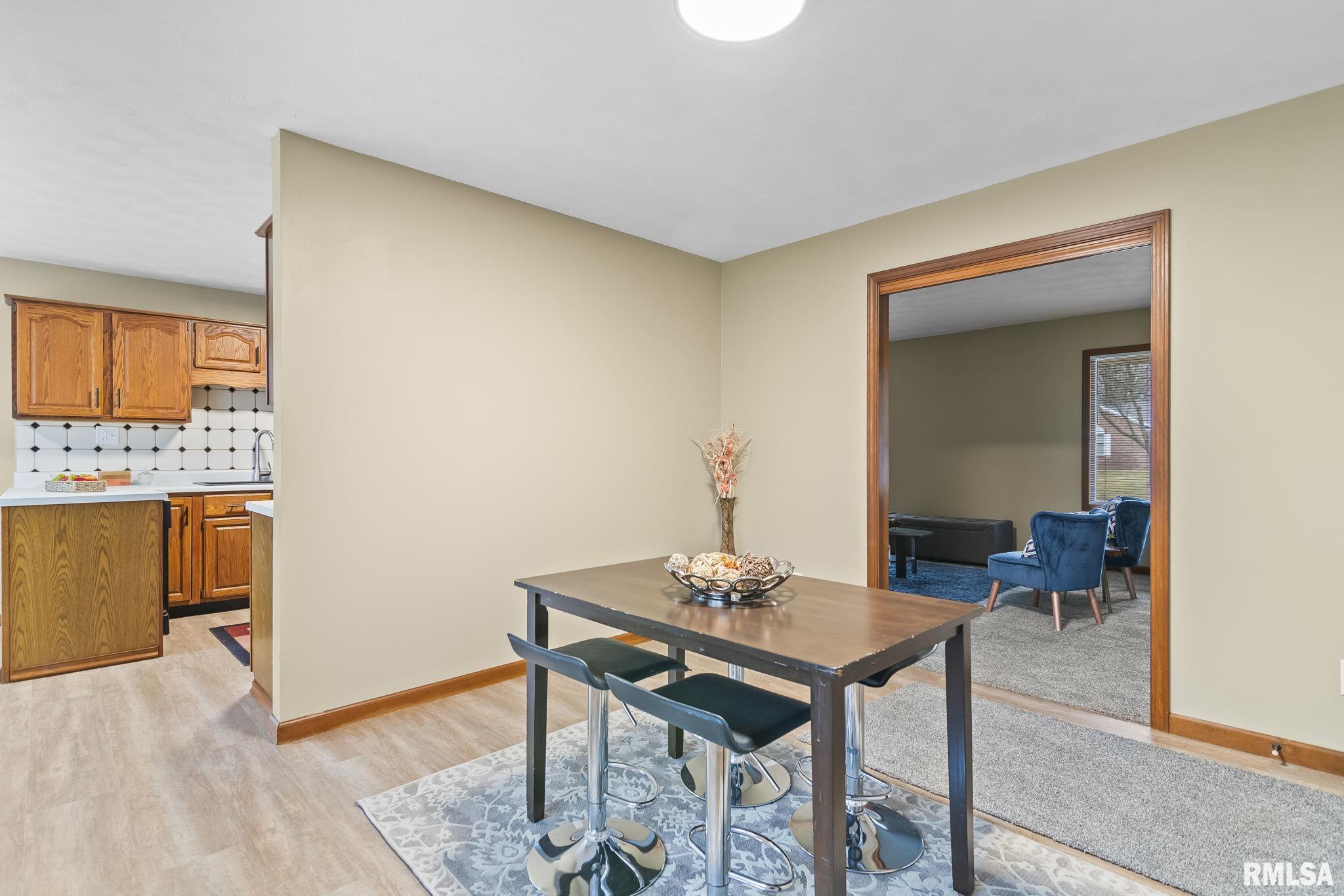 14 Wind Cave Drive Springfield, IL 62712 - Photo 14 of 38