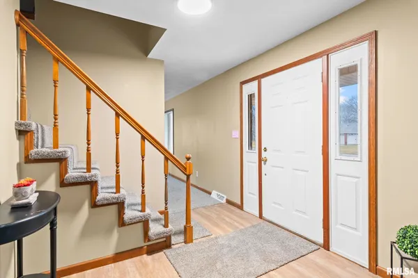$327,900 | 14 Wind Cave Drive, Springfield, IL 62712
