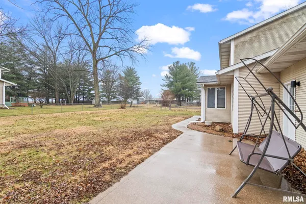 $327,900 | 14 Wind Cave Drive, Springfield, IL 62712