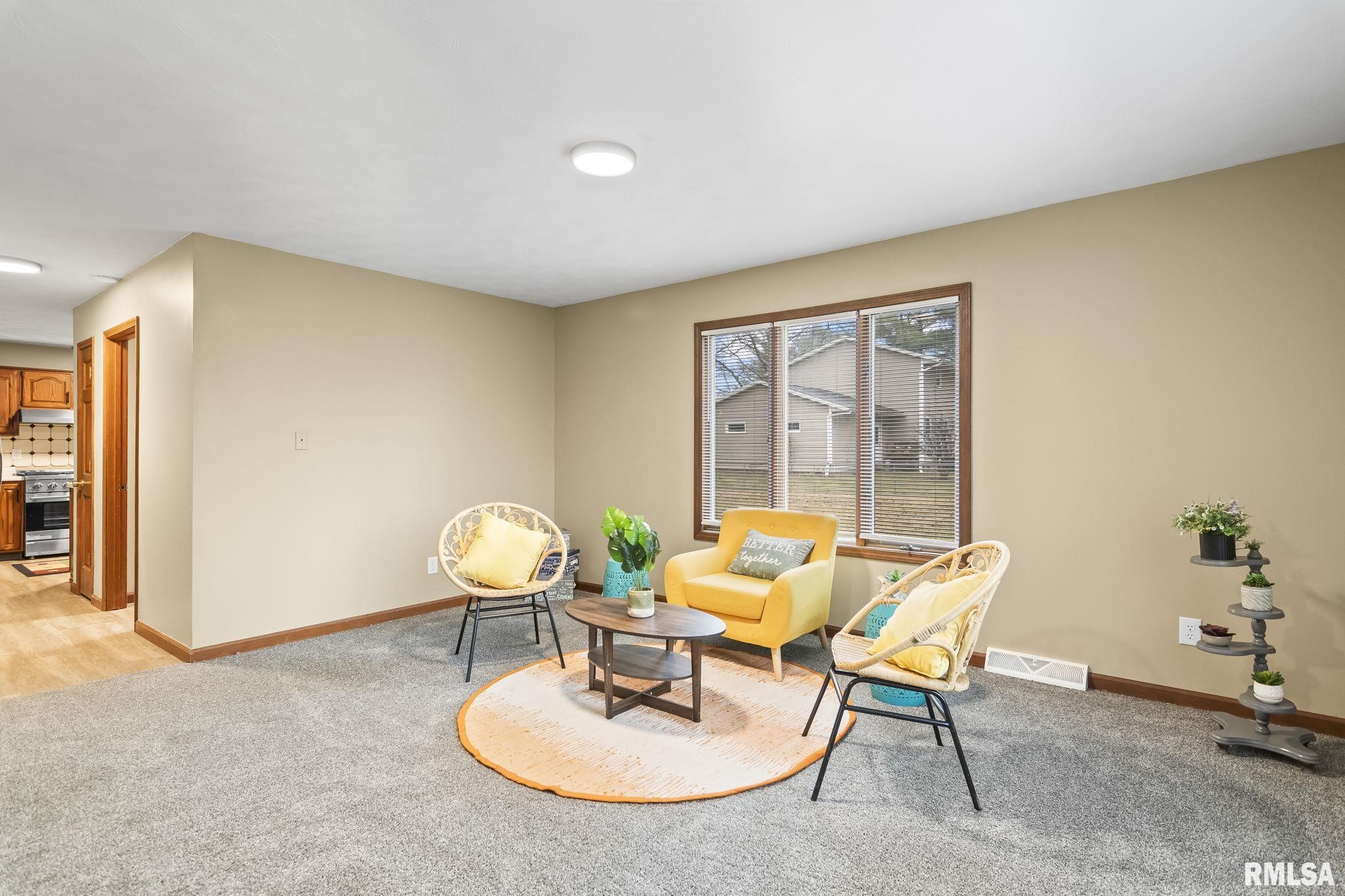 14 Wind Cave Drive Springfield, IL 62712 - Photo 8 of 38