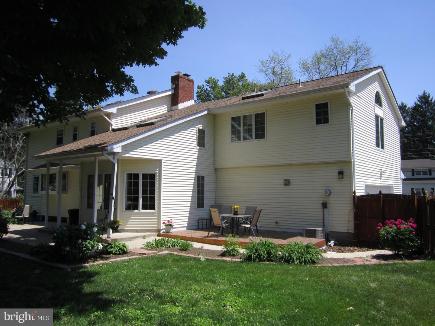 573 Kings Road Yardley, PA 19067 - Photo 3 of 25 Gallery Image 3