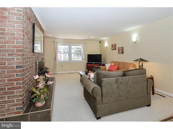 573 Kings Road Yardley, PA 19067 - Photo 10 of 25 Great Room