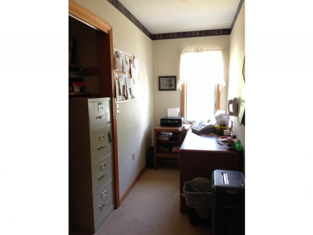 19 Allen Road Bow, NH 03304 - Photo 11 of 33