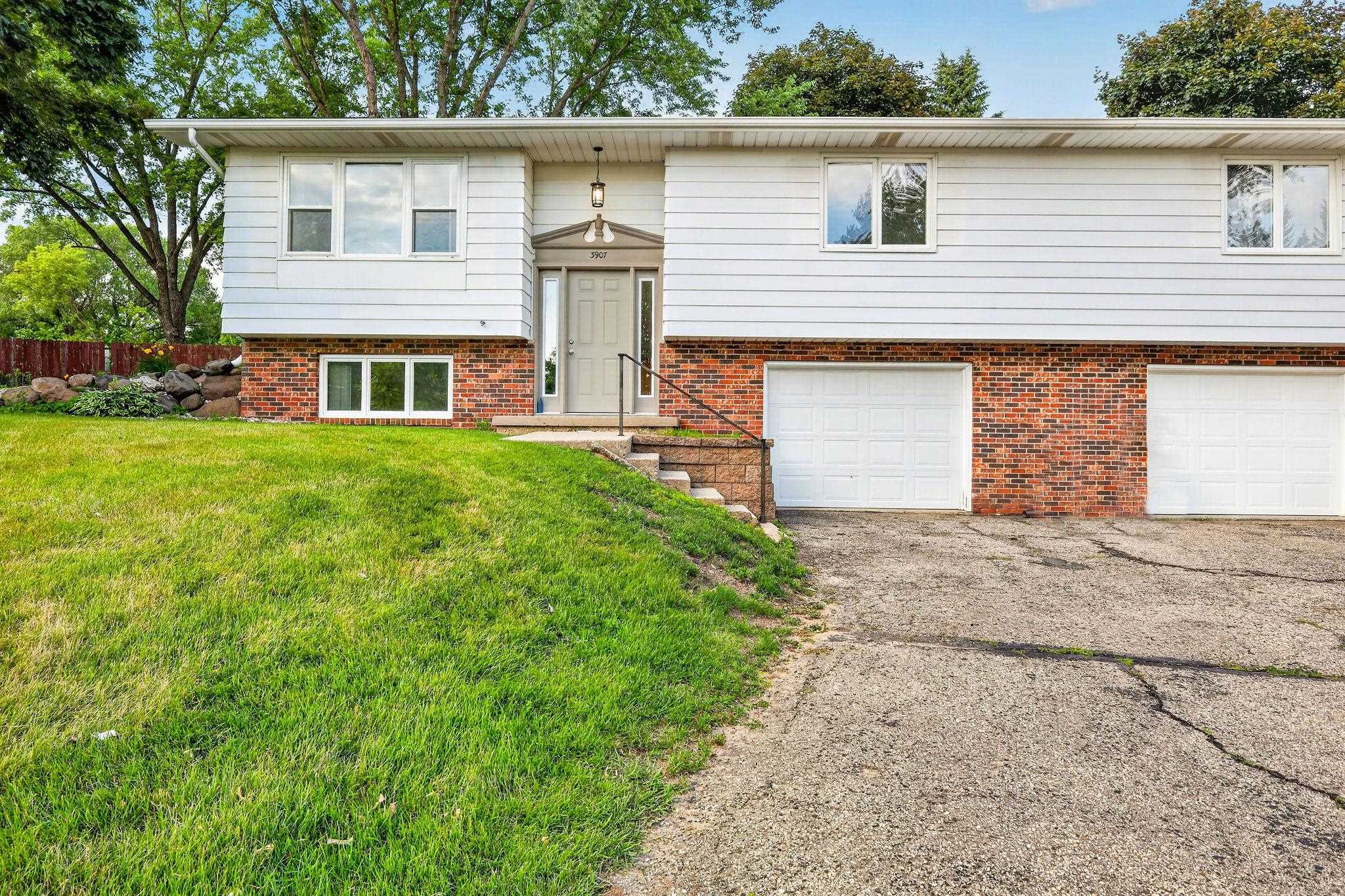 3907 Patrick Henry Way, Unit 3907 Middleton, WI 53562 - Photo 1 of 36