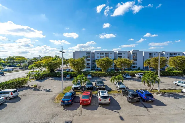 $299,000 | 8045 Northwest 7th Street, Unit 2301, Miami, FL 33126
