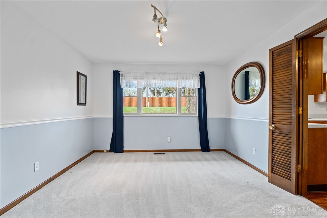 2342 Fox Run Road Dayton, OH 45459 - Photo 11 of 32 Gallery Image 11