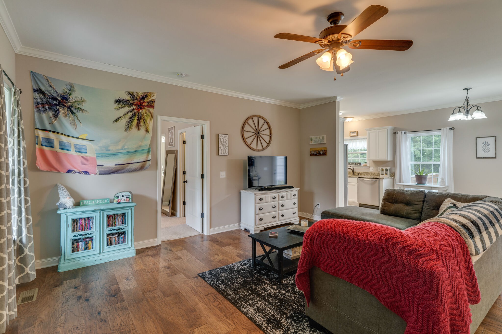 131 Robin Hood Road Dickson, TN 37055 - Photo 4 of 28 Gallery Image 4