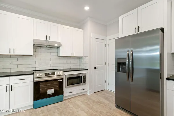 $309,900 | 132-134 Currie Street, Wallace, NC 28466