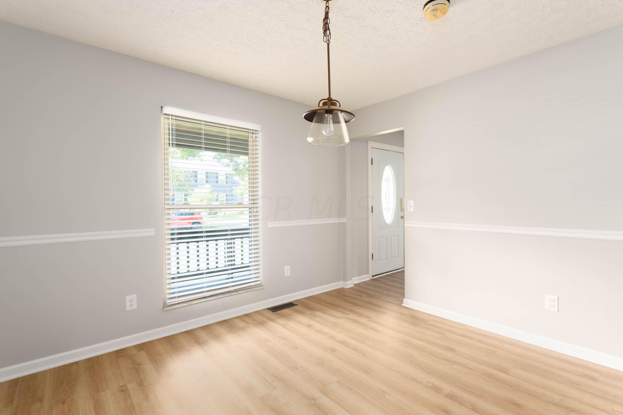320 Rimbey Avenue Columbus, OH 43230 - Photo 6 of 32 320 Rimbey Ave Columbus-6