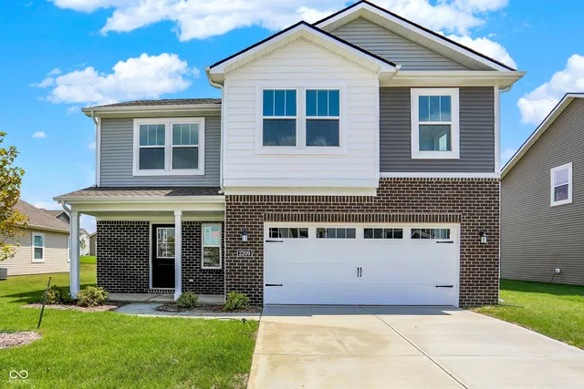 $268,000 | 2209 Boxwood Drive, Greenfield, IN 46140