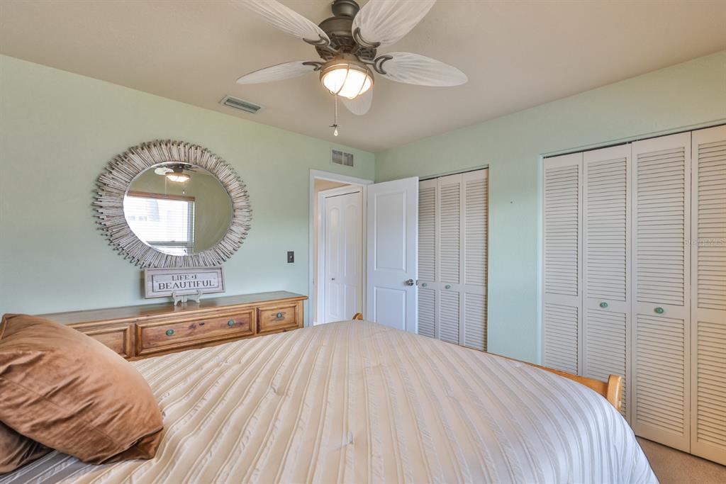 9275 133rd Street Seminole, FL 33776 - Photo 3 of 58