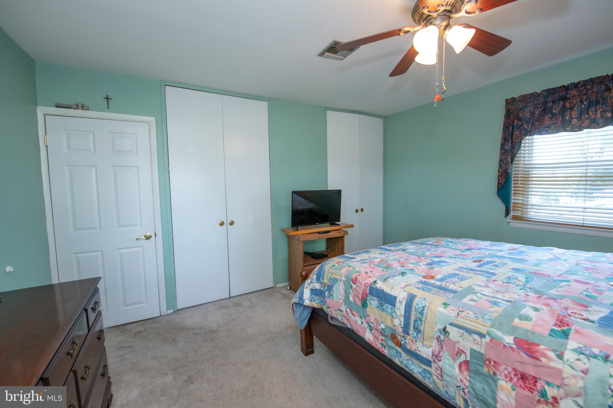 911 Thornton Road Horsham, PA 19044 - Photo 17 of 30