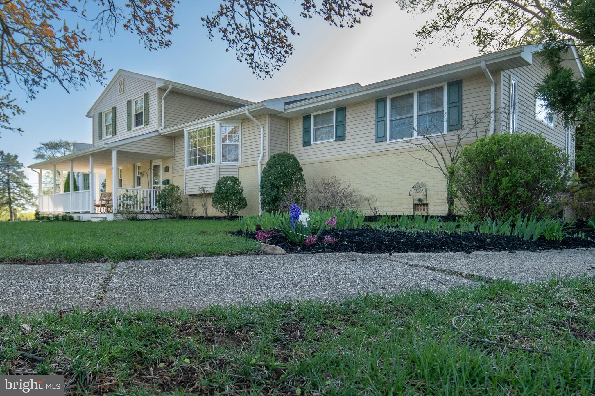 237 Chantrey Road Lutherville-Timonium, MD 21093 - Photo 4 of 21 Gallery Image 4