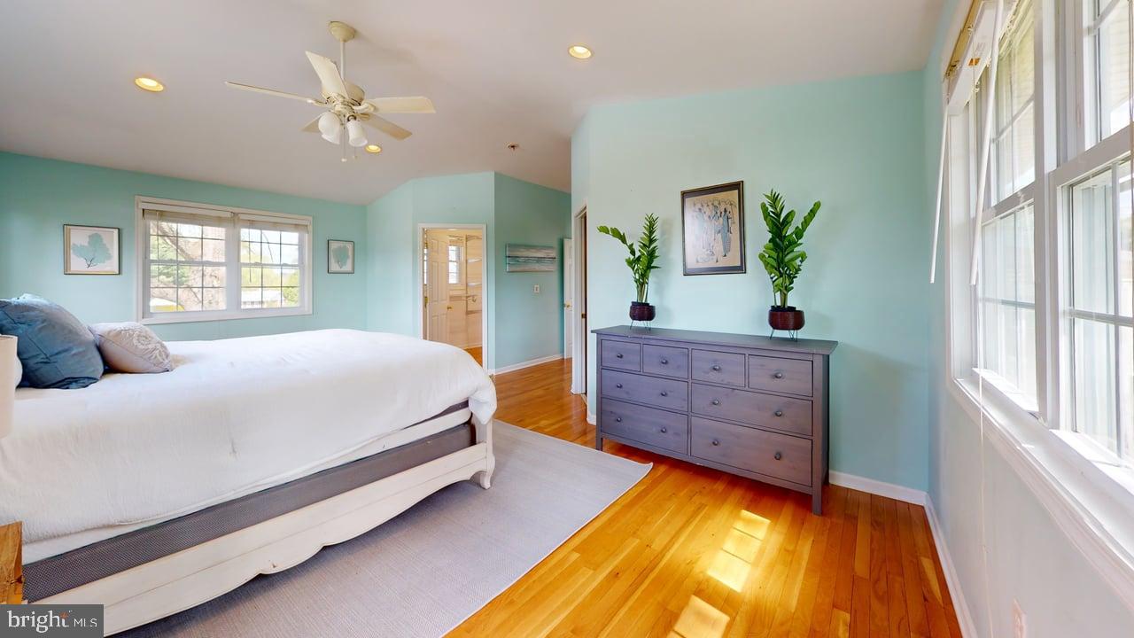 237 Chantrey Road Lutherville-Timonium, MD 21093 - Photo 8 of 21 Primary Bedroom