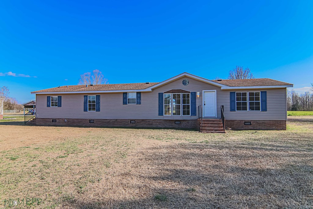 1187 Pinkney Road Pikeville, NC 27863 - Photo 2 of 32 Gallery Image 2