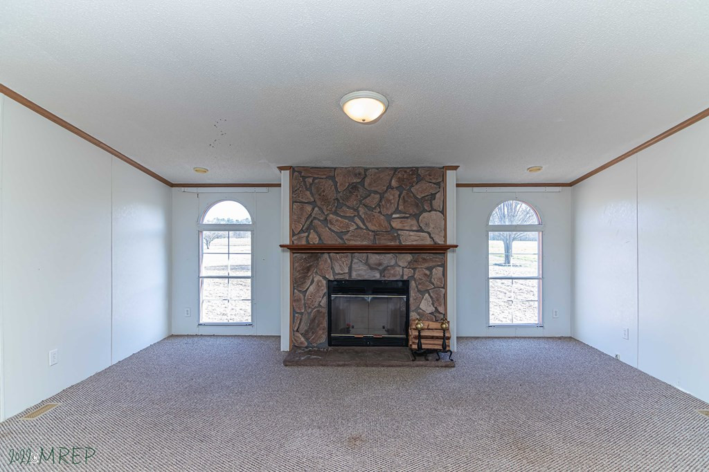 1187 Pinkney Road Pikeville, NC 27863 - Photo 4 of 32 Gallery Image 4
