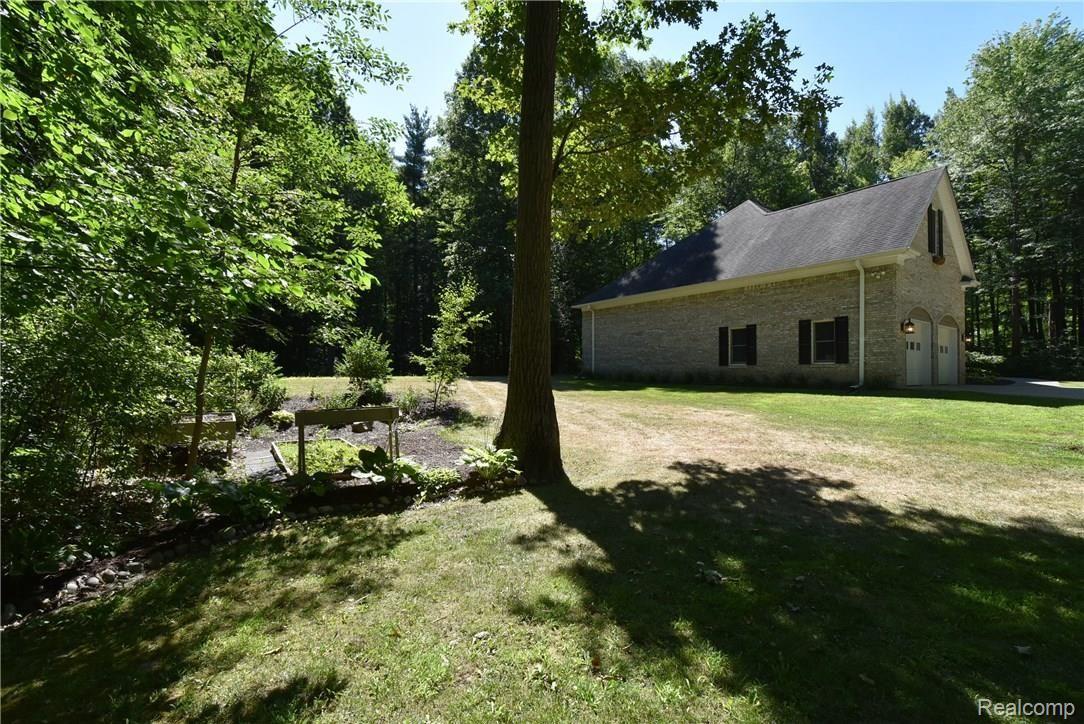 3460 McCormick Road Lapeer, MI 48446 - Photo 8 of 68 DSC_5674.jpg