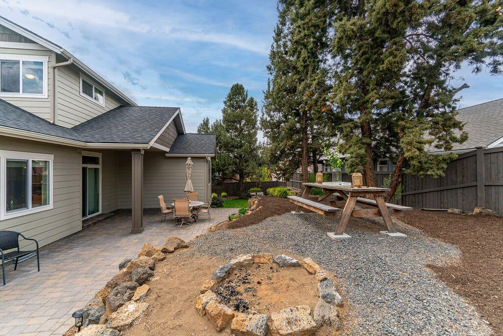 20880 Rorick Drive Bend, OR 97701 - Photo 31 of 51 RileyVisuals-11