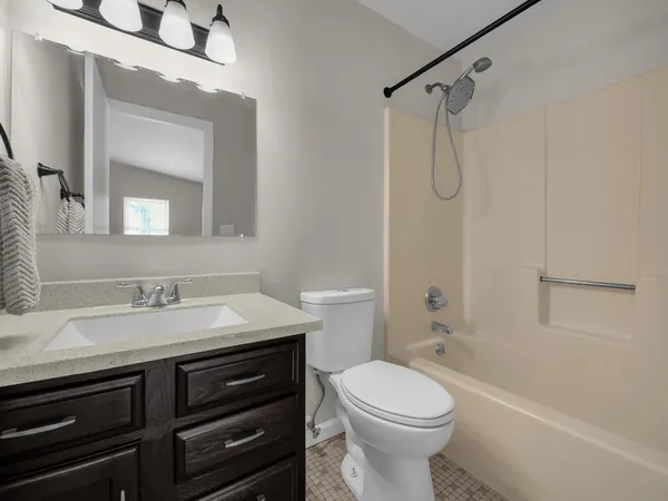 $330,000 | 21050 Alpine Drive, Lawrenceburg, IN 47025