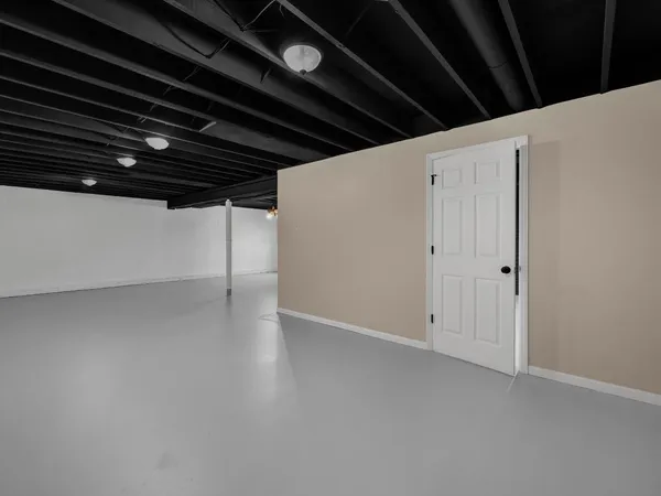 $330,000 | 21050 Alpine Drive, Lawrenceburg, IN 47025