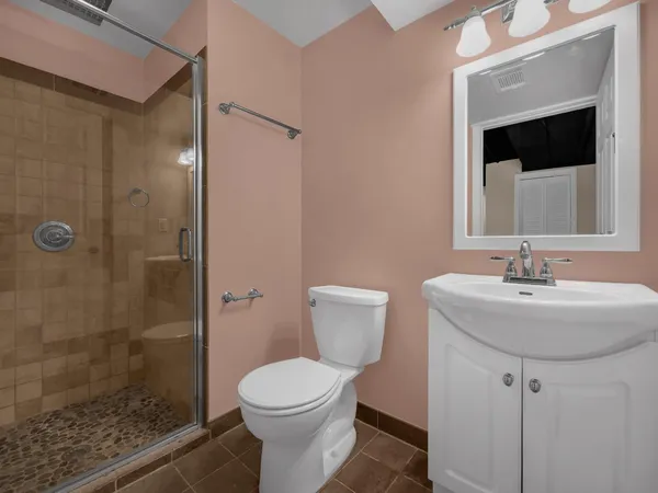 $330,000 | 21050 Alpine Drive, Lawrenceburg, IN 47025