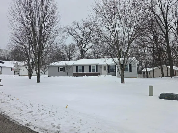 $330,000 | 21050 Alpine Drive, Lawrenceburg, IN 47025