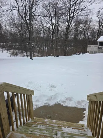 $330,000 | 21050 Alpine Drive, Lawrenceburg, IN 47025