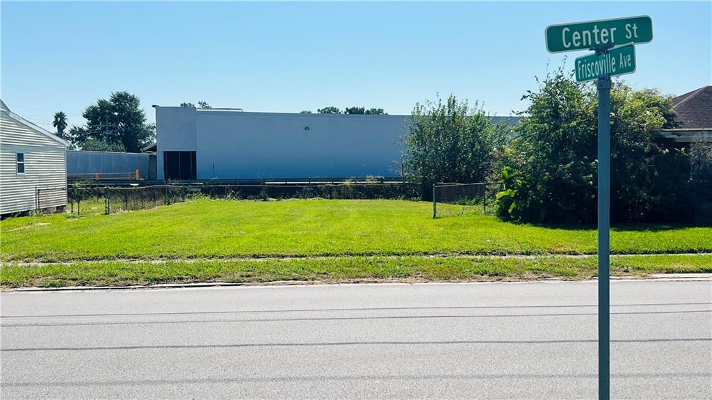 1315 Center Street Arabi, LA 70032 - Photo 2 of 3