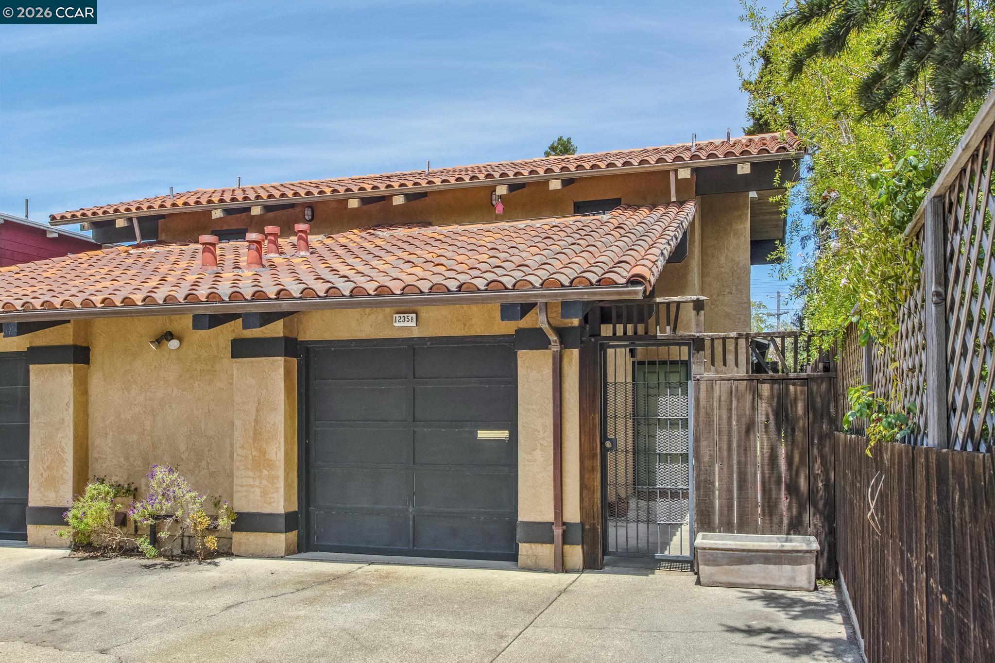 1242 Hopkins Street Berkeley, CA 94702 - Photo 37 of 84