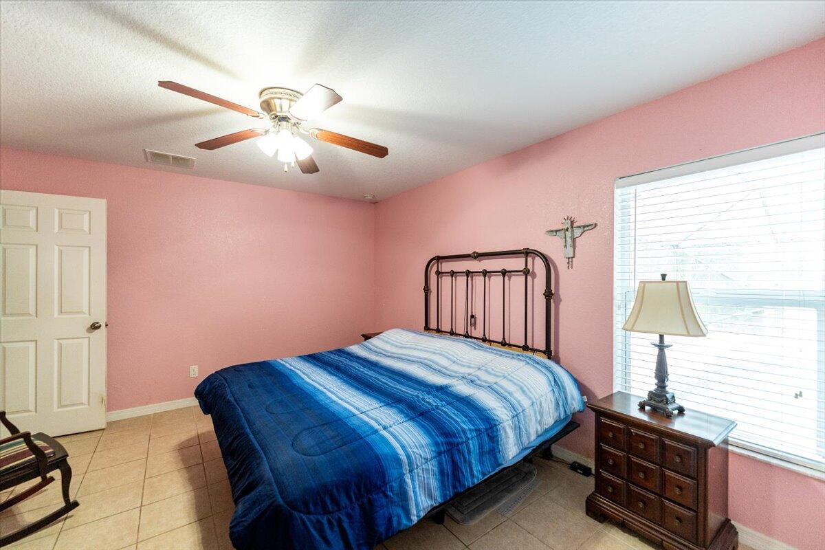 6102 Raintree Trail Fort Pierce, FL 34982 - Photo 16 of 36 16-Raintree-0515