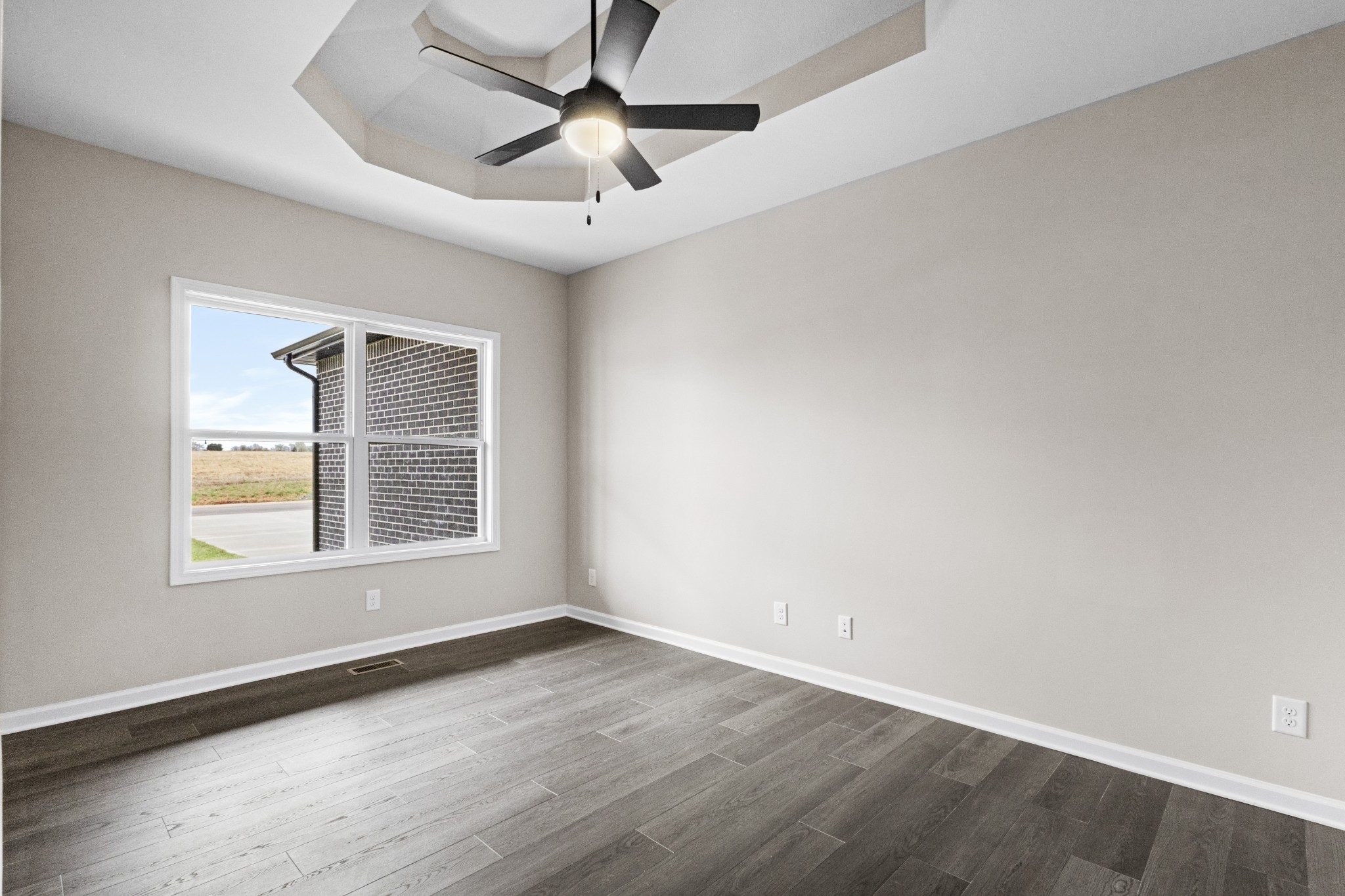 4902 Royal View Way Adams, TN 37010 - Photo 22 of 45 Gallery Image 22