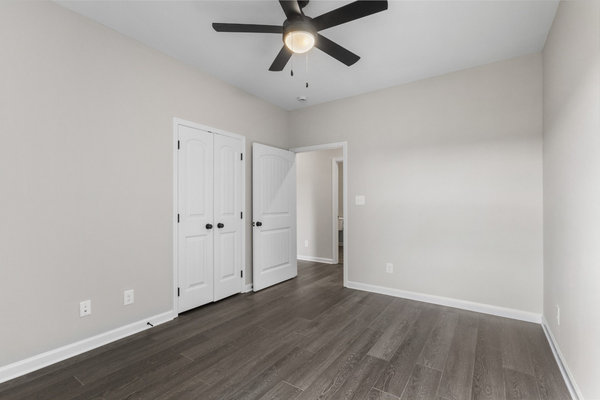 4902 Royal View Way Adams, TN 37010 - Photo 36 of 45 Gallery Image 36
