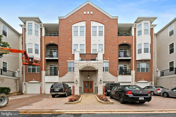 $2,900 | 5910 Great Star Drive, Unit 105, Clarksville, MD 21029