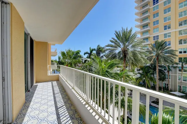 $4,500 | 700 East Boynton Beach Boulevard, Unit 403, Boynton Beach, FL 33435