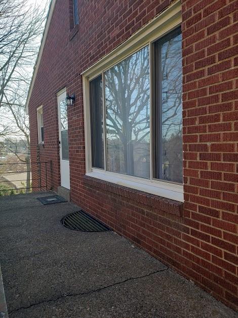 1246 Varner Road Pittsburgh, PA 15227 - Photo 3 of 23 Gallery Image 3