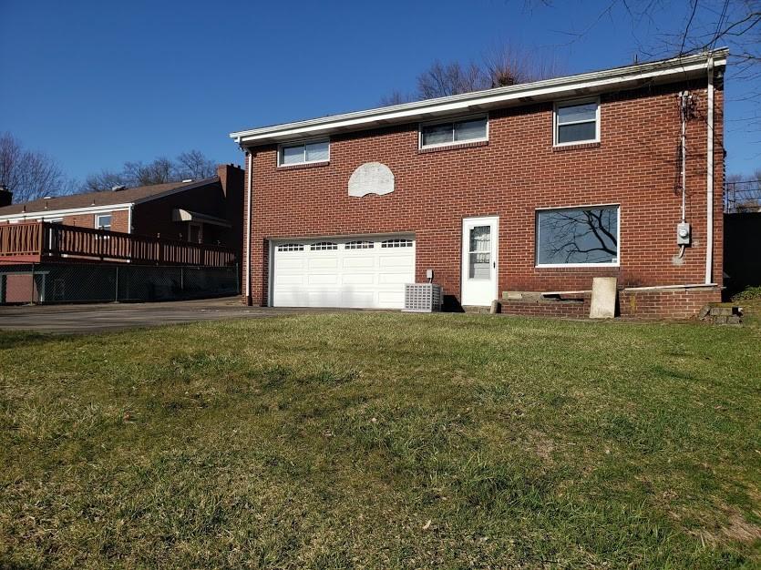 1246 Varner Road Pittsburgh, PA 15227 - Photo 4 of 23 Gallery Image 4