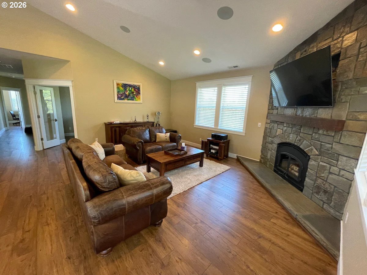 16695 South Harding Road Oregon City, OR 97045 - Photo 9 of 35