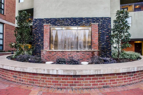 $2,400 | 3110 Thomas Avenue, Unit 736, Dallas, TX 75204
