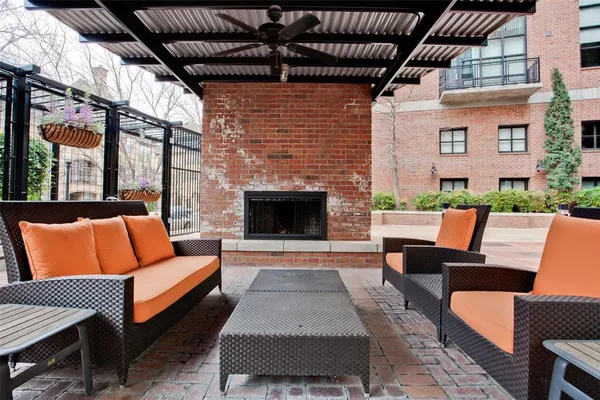 $2,400 | 3110 Thomas Avenue, Unit 736, Dallas, TX 75204