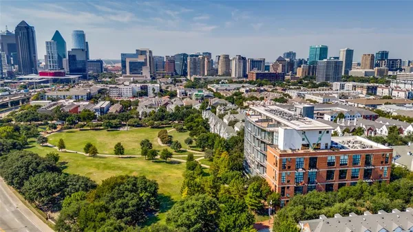 $2,400 | 3110 Thomas Avenue, Unit 736, Dallas, TX 75204