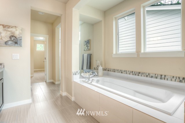 19014 84th ( 2) Place Bothell, WA 98011 - Photo 20 of 23