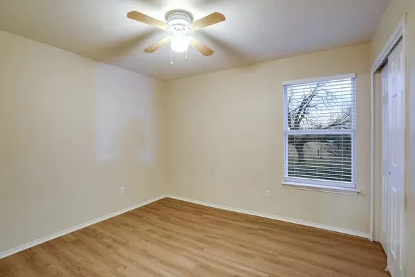 $1,899 | 201 Creek Ledge Drive, Hutto, TX 78634
