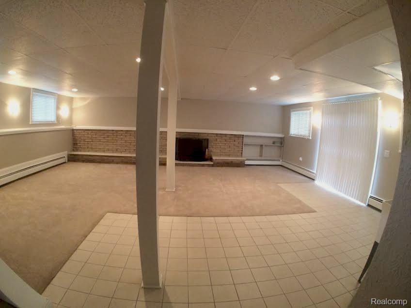 3709 Morgan Road Lake Orion, MI 48359 - Photo 11 of 34 Family Room.jpg