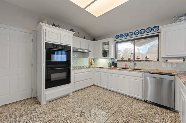 $514,900 | 1206 Honeysuckle Drive, Keene, TX 76059